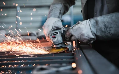 Erwin+Ott+Mechanische+Werkstatt+_AdobeStock_392052705-1920w